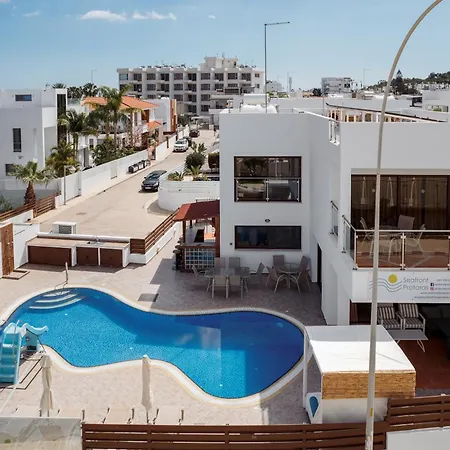 Villa Seafront *